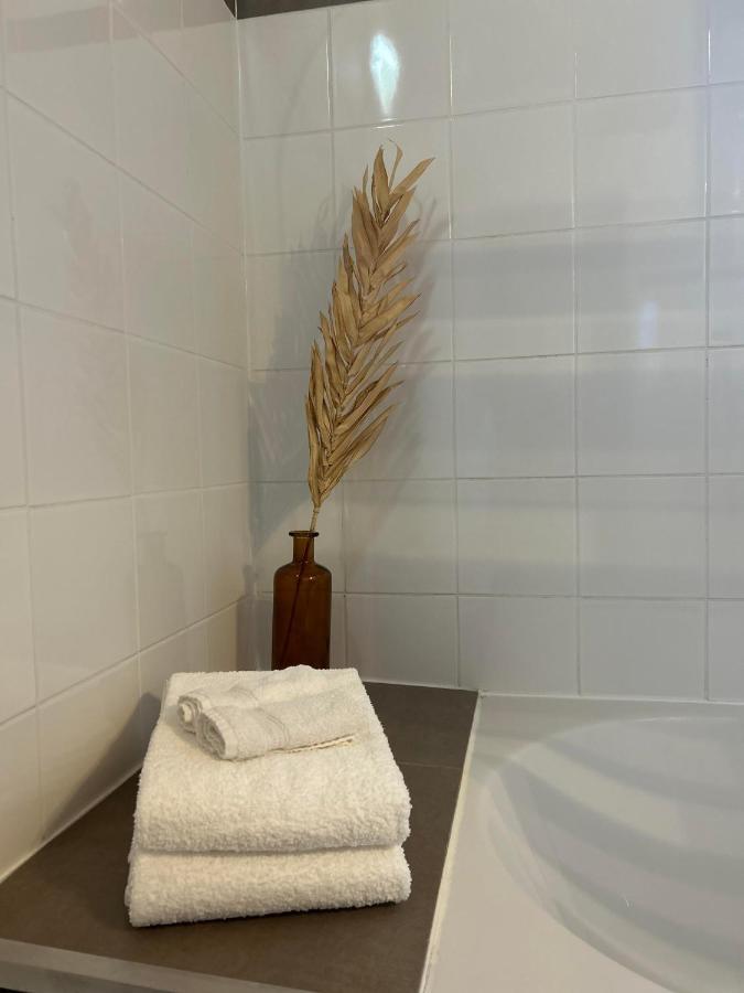 Maison Piscine & Spa Vallon Pont D'Arc Bagian luar foto
