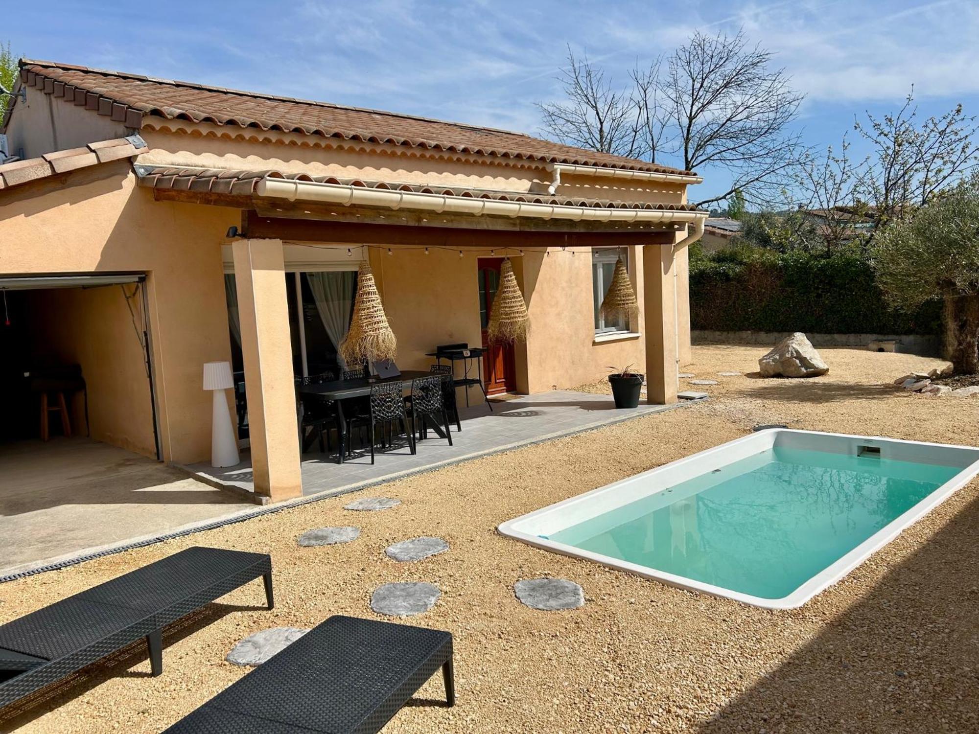 Maison Piscine & Spa Vallon Pont D'Arc Bagian luar foto