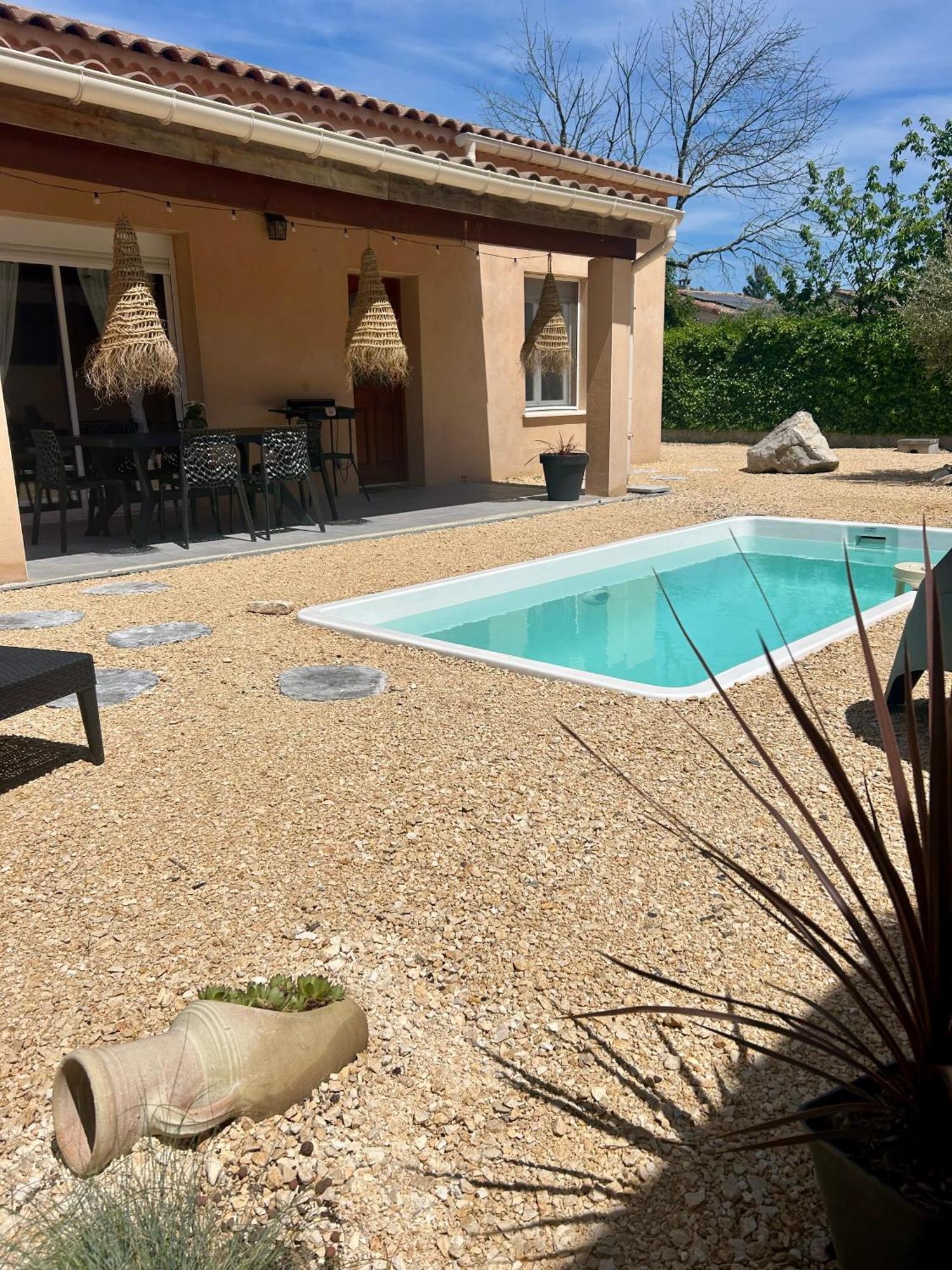 Maison Piscine & Spa Vallon Pont D'Arc Bagian luar foto